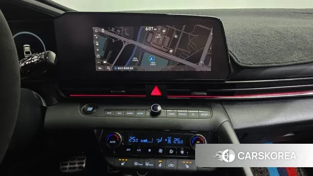 Hyundai Avante (CN7) 2021 Светло-серебряный цвет из Кореи, фото 5