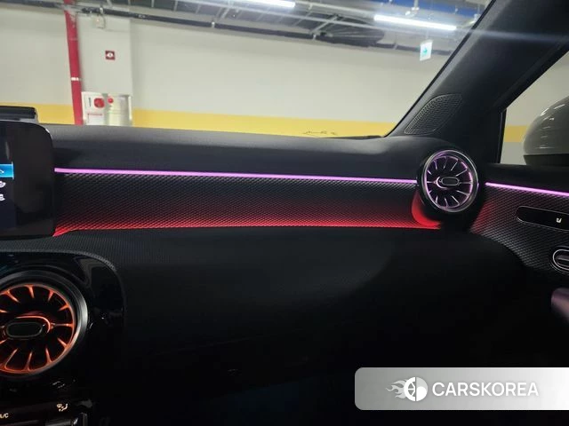 Mercedes-Benz A-Class W177 2022 Белый из Кореи, фото 5