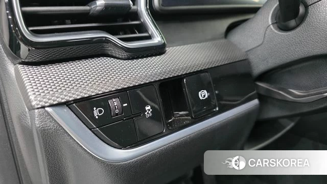 Kia Sportage 5th Generation 2023 Белый из Кореи, фото 5