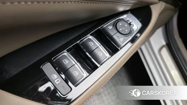 Kia K8 Hybrid 2023 Белый из Кореи, фото 5