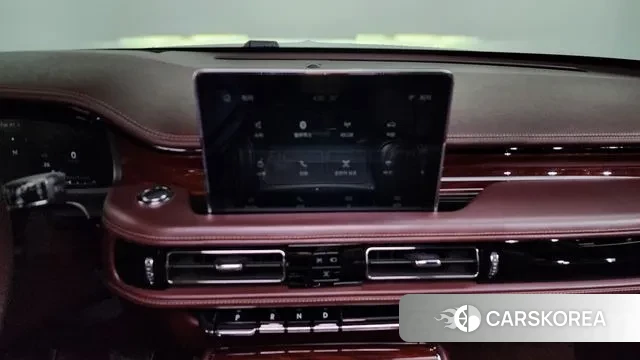 Lincoln Aviator 2nd generation 2020 Белый из Кореи, фото 5