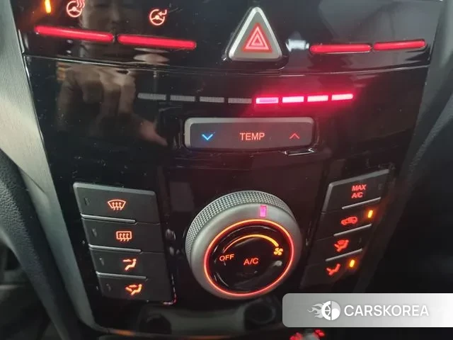 Ssangyong Tivoli Armor 2019 Жемчужный цвет из Кореи, фото 5