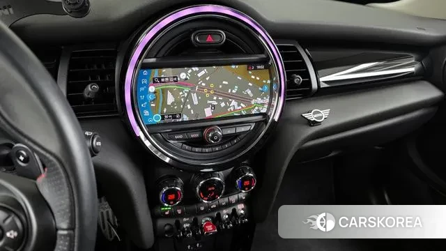 Mini Cooper S 2019 Черный из Кореи, фото 5