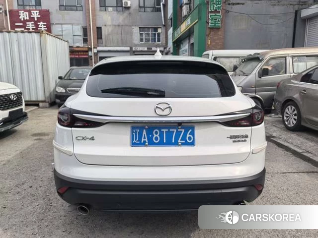 Mazda CX-4 2023 Белый из Китая, фото 5