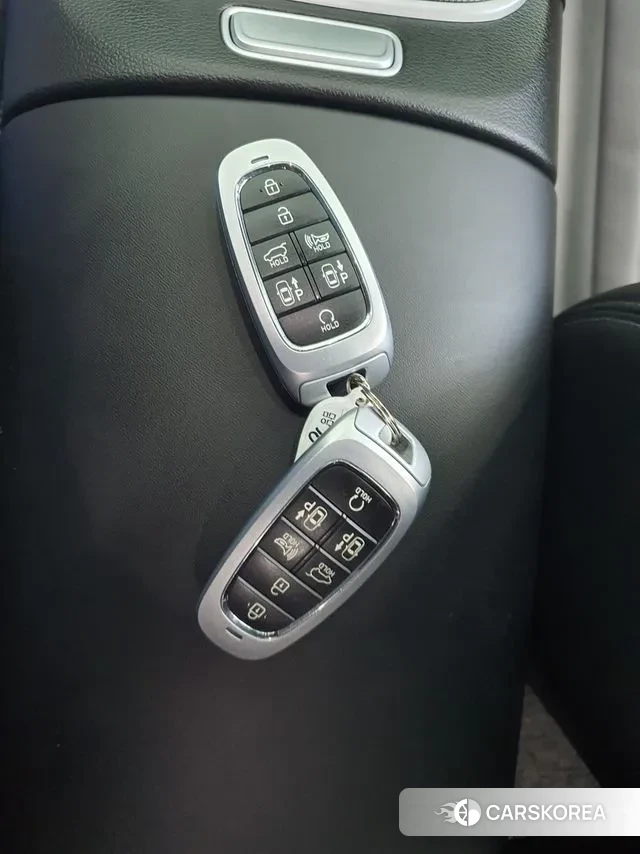 Hyundai The New Santa Fe 2023 Черный из Кореи, фото 5