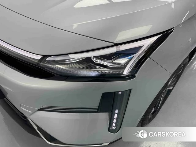 Geely Galaxy Galaxy L6 2025 Серебристо-серый из Китая, фото 5