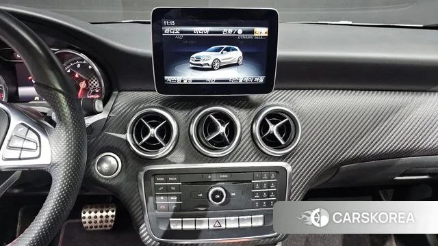 Mercedes-Benz A-Class W176 2018 Белый из Кореи, фото 5