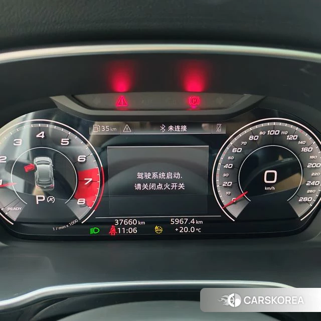 Audi Q3 2022 Белый из Китая, фото 5