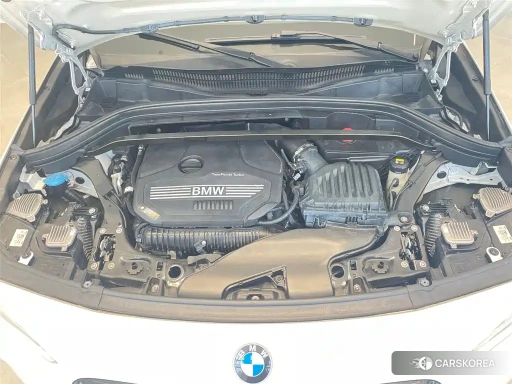 BMW X2 2022 Белый из Китая, фото 5