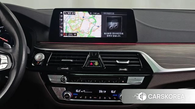 BMW 5 Series (G30) 2019 Черный из Кореи, фото 5