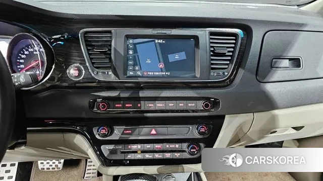 Kia The New Carnival 2020 Серый из Кореи, фото 5