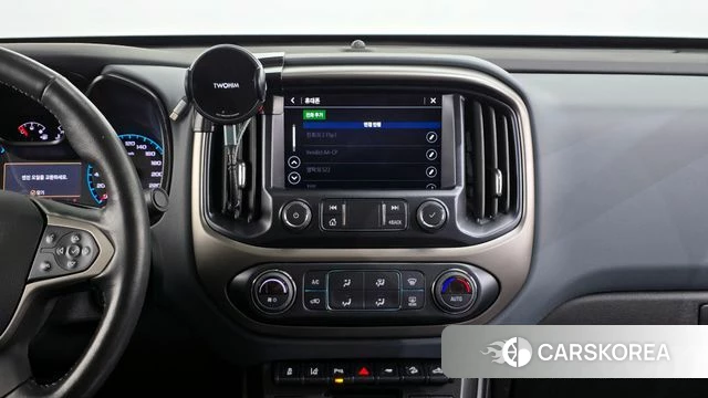 Chevrolet (GM Daewoo) Real New Colorado 2022 Белый из Кореи, фото 5