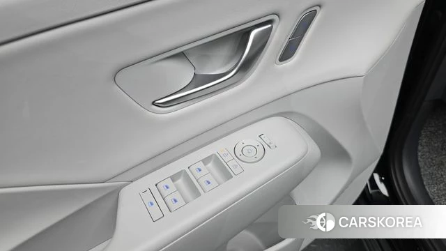 Hyundai Kona (SX2) 2024 Черный из Кореи, фото 5