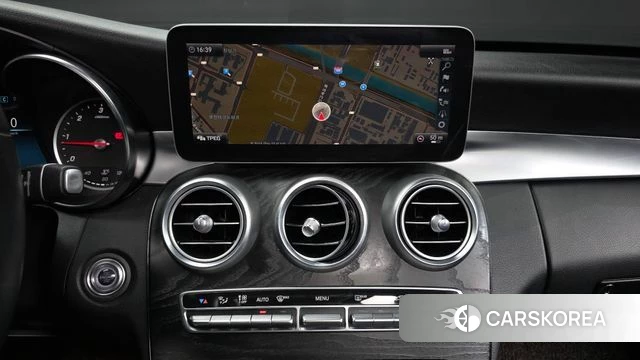 Mercedes-Benz C-Class W205 2019 Белый из Кореи, фото 5