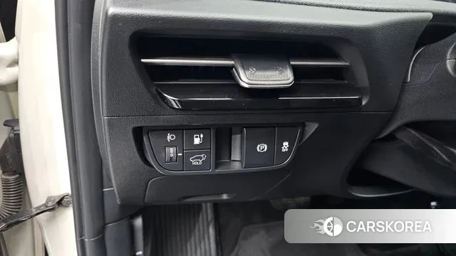 Kia EV6 2021 Песочный из Кореи, фото 5