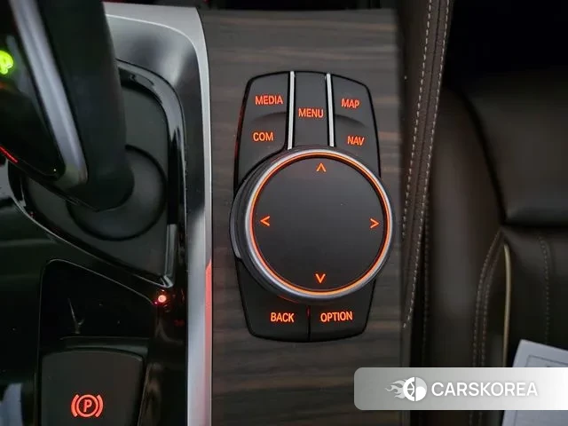 BMW 5 Series (G30) 2020 Серебряный из Кореи, фото 5