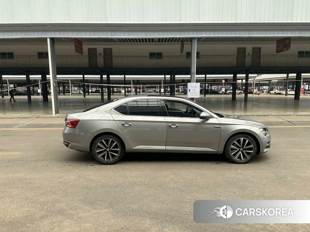 Skoda Speed pie 2022 Темно-серый из Китая, фото 5