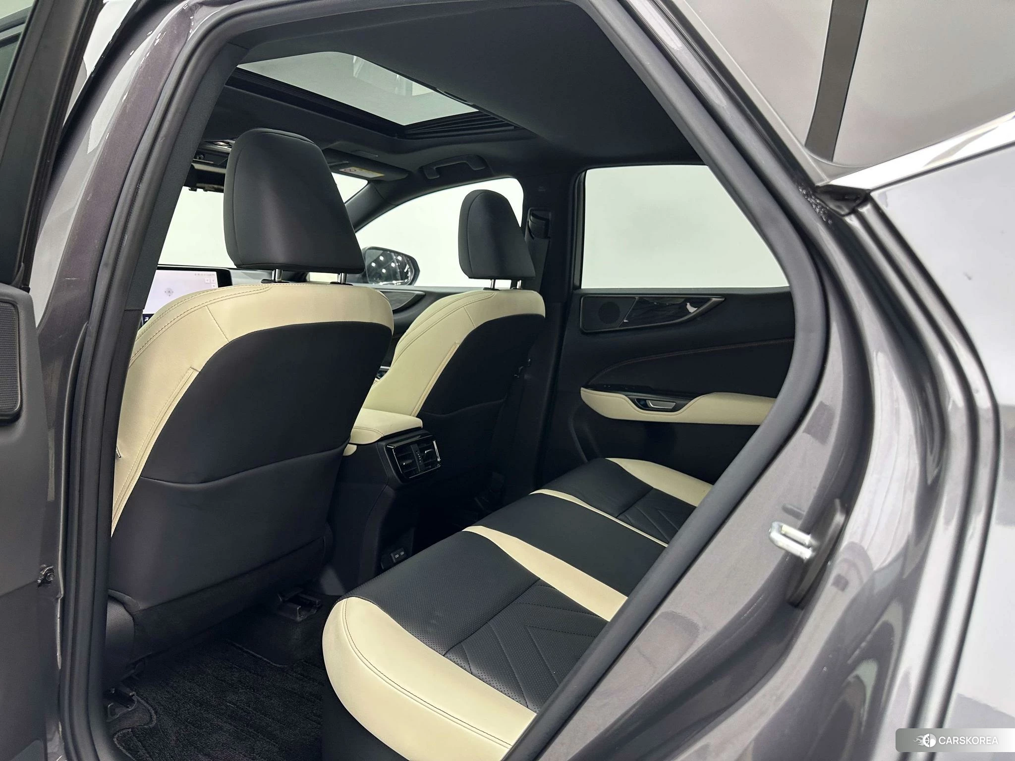 Lexus NX PHEV 2021 Темно-серый из Китая, фото 5