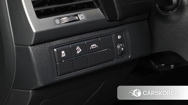 Ssangyong The New Rexton Sport 2022 Серый из Кореи, фото 5