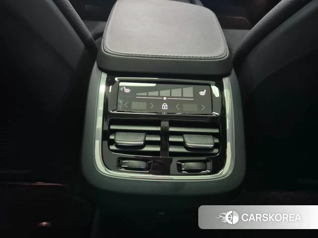 Volvo V90 Cross-Country 2025 Белый из Кореи, фото 5