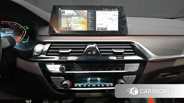 BMW 5 Series (G30) 2020 Белый из Кореи, фото 5