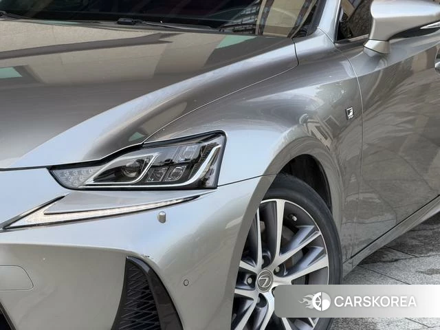 Lexus IS 2019 Темно-серый из Китая, фото 5