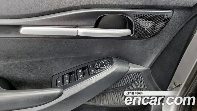 Kia Seltos 2021 Серый из Кореи, фото 5