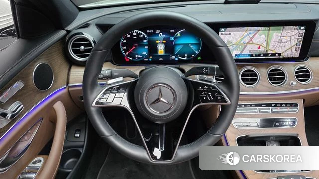 Mercedes-Benz E-Class W213 2022 Белый из Кореи, фото 5