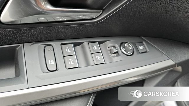 Peugeot 3008 Third generation 2025 Серебристо-серый из Кореи, фото 5