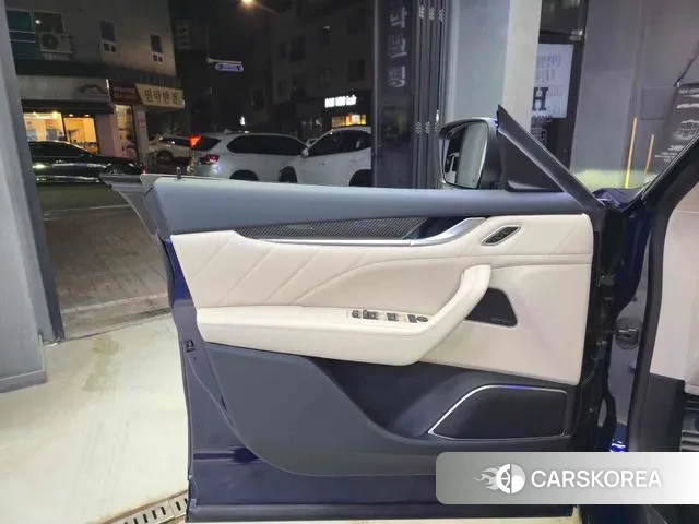 Maserati Levante 2020 Синий из Кореи, фото 5