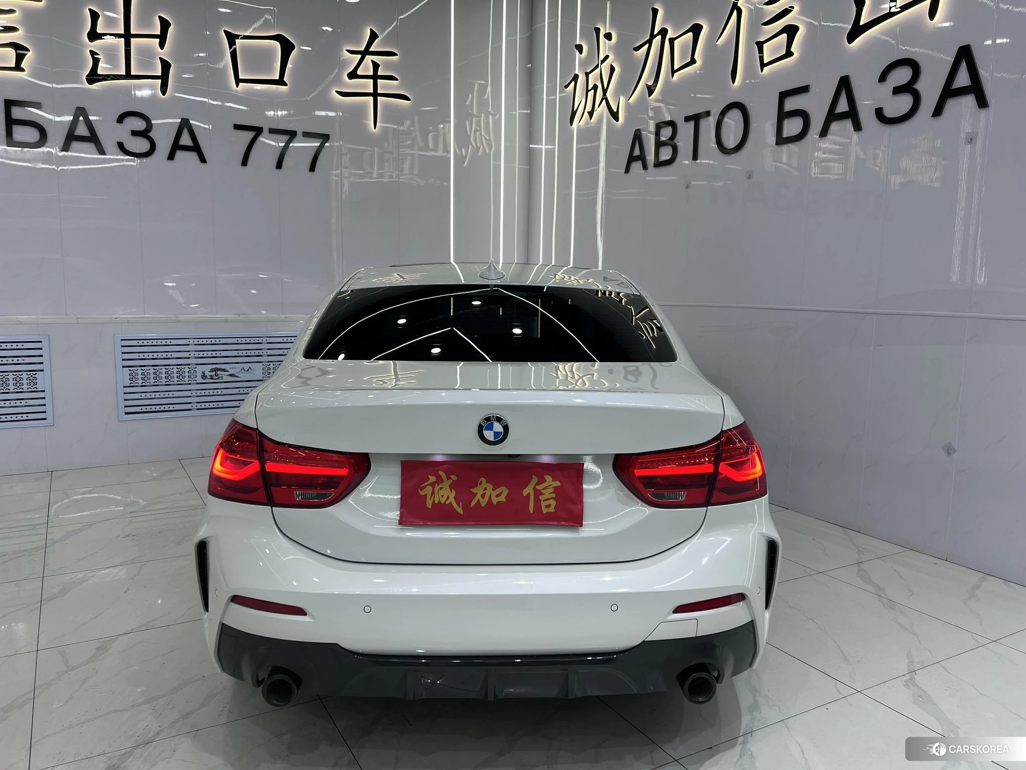 BMW 1 series 2020 Белый из Китая, фото 5