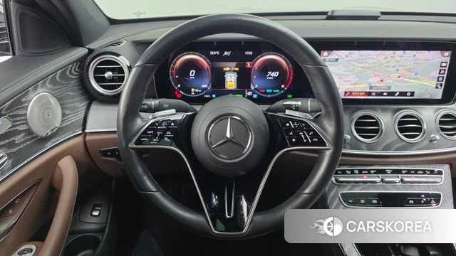 Mercedes-Benz E-Class W213 2022 Серый из Кореи, фото 5