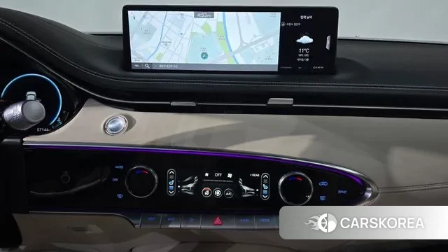 Genesis GV70 2023 Черный из Кореи, фото 5