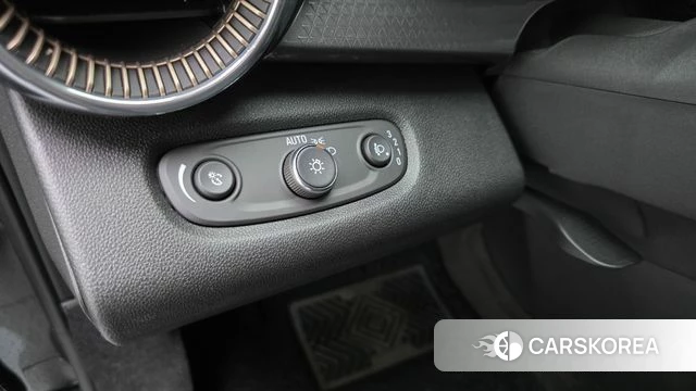Chevrolet (GM Daewoo) Trax Crossover 2024 Черный из Кореи, фото 5