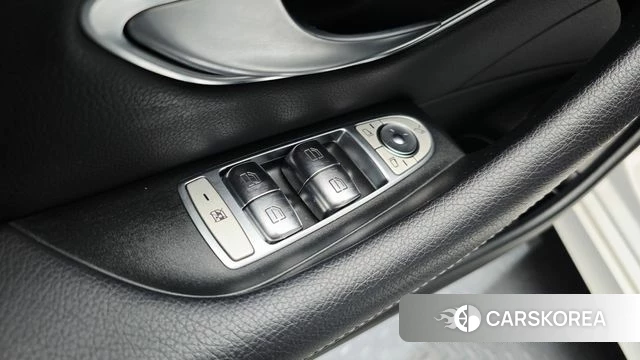 Mercedes-Benz E-Class W213 2019 Белый из Кореи, фото 5