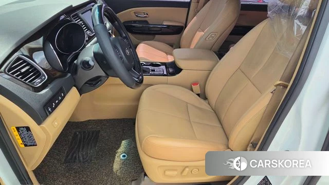 Kia The New Carnival 2018 Белый из Кореи, фото 5