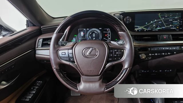 Lexus ES300h 7th generation 2020 Белый из Кореи, фото 5
