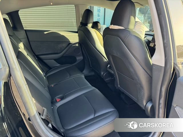 Tesla Model Y 2023 Темно-серый из Китая, фото 5