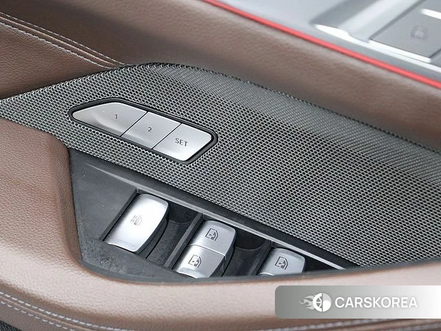 BMW 4 Series (G22) 2024 Черный из Кореи, фото 5