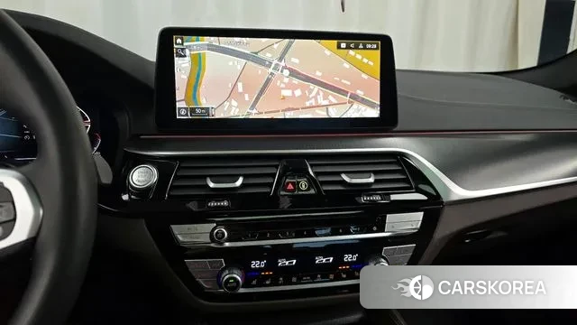 BMW 5 Series (G30) 2023 Синий из Кореи, фото 5