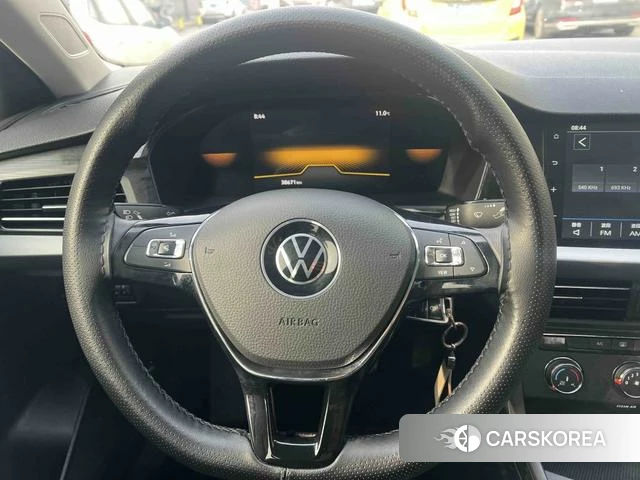 Volkswagen Lavida 2021 Белый из Китая, фото 5