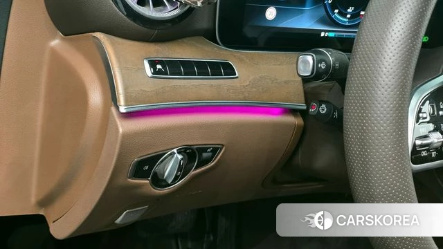 Mercedes-Benz E-Class W213 2019 Синий из Кореи, фото 5