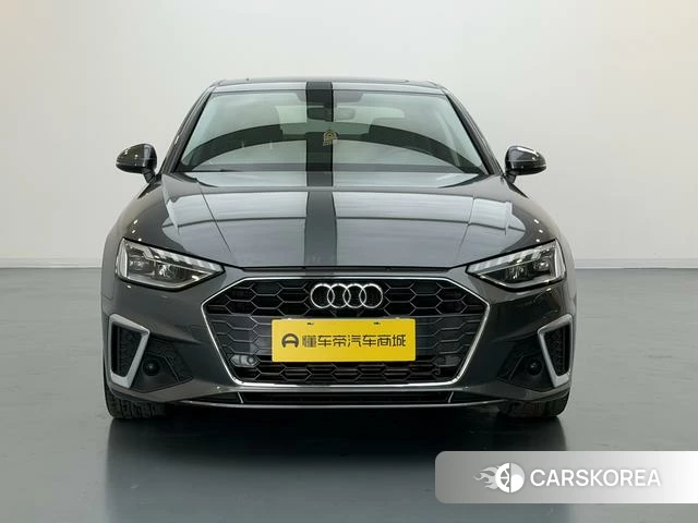 Audi A4L 2022 Темно-серый из Китая, фото 5