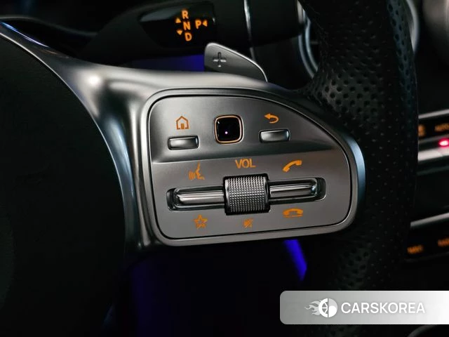 Mercedes-Benz C-Class W205 2023 Белый из Кореи, фото 5