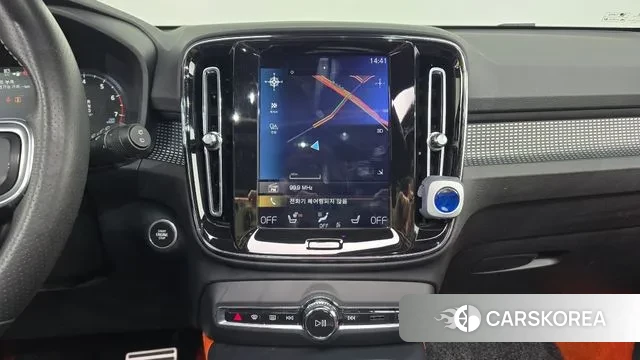 Volvo XC40 2019 Белый из Кореи, фото 5