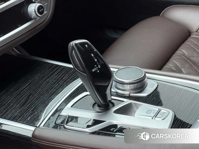 BMW 7 series 2021 Черный из Китая, фото 5