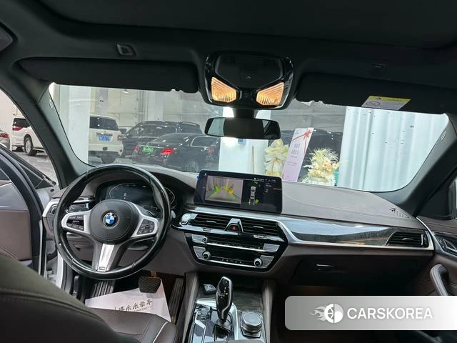 BMW 5 series 2021 Белый из Китая, фото 5