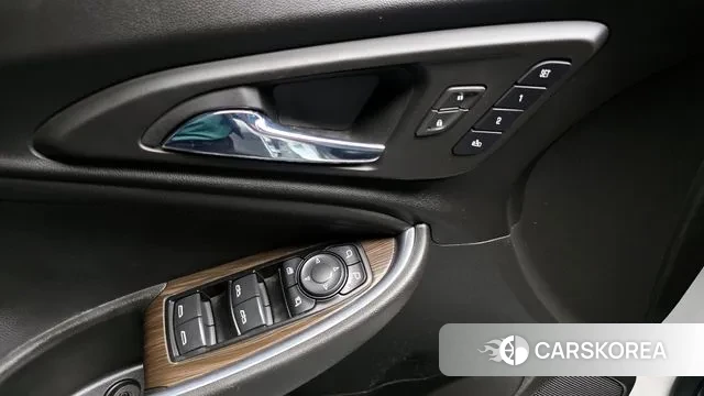 Chevrolet (GM Daewoo) All New Malibu 2018 Белый из Кореи, фото 5