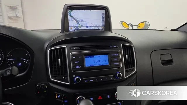 Hyundai The New Grand Starex 2018 Желтый из Кореи, фото 5