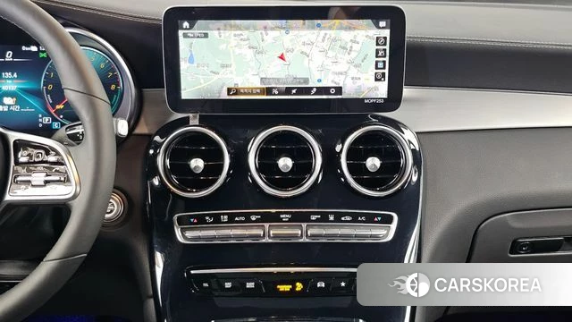 Mercedes-Benz GLC-Class X253 2021 Белый из Кореи, фото 5